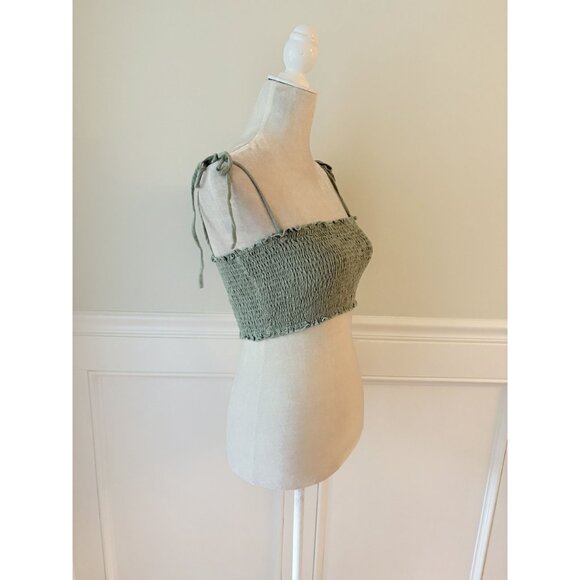 Forever 21 Green Smocked Tie-Strap Crop Top M - Picture 2 of 4